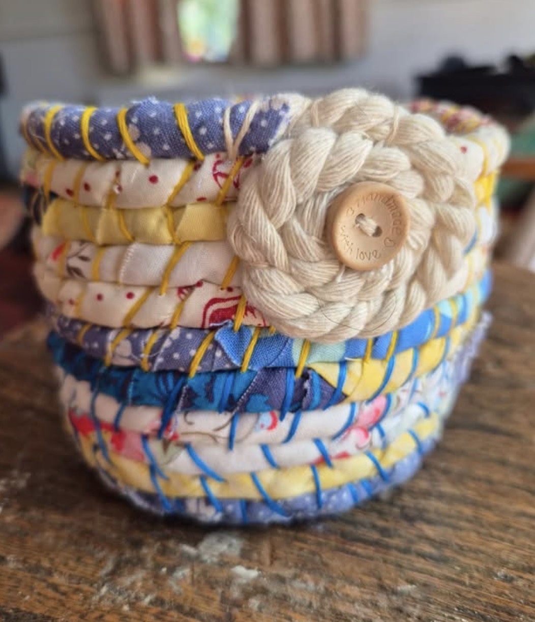 Create a Colourful Rope Bowl